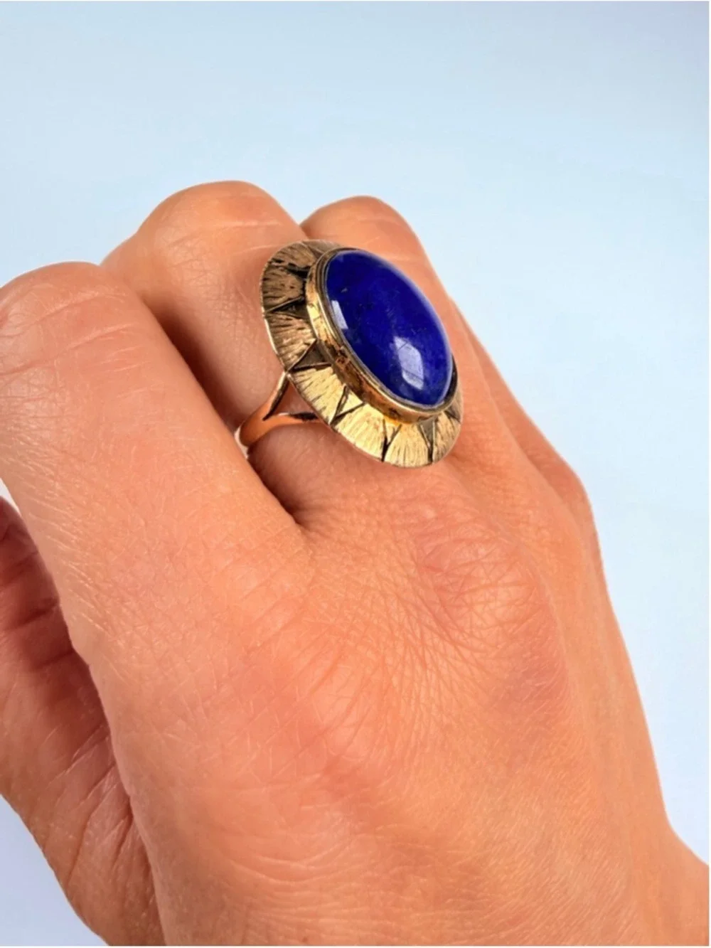 Estate 14K Solid Yellow Gold Large Oval Lapis Lazuli VTG Royal Mid Century Ring